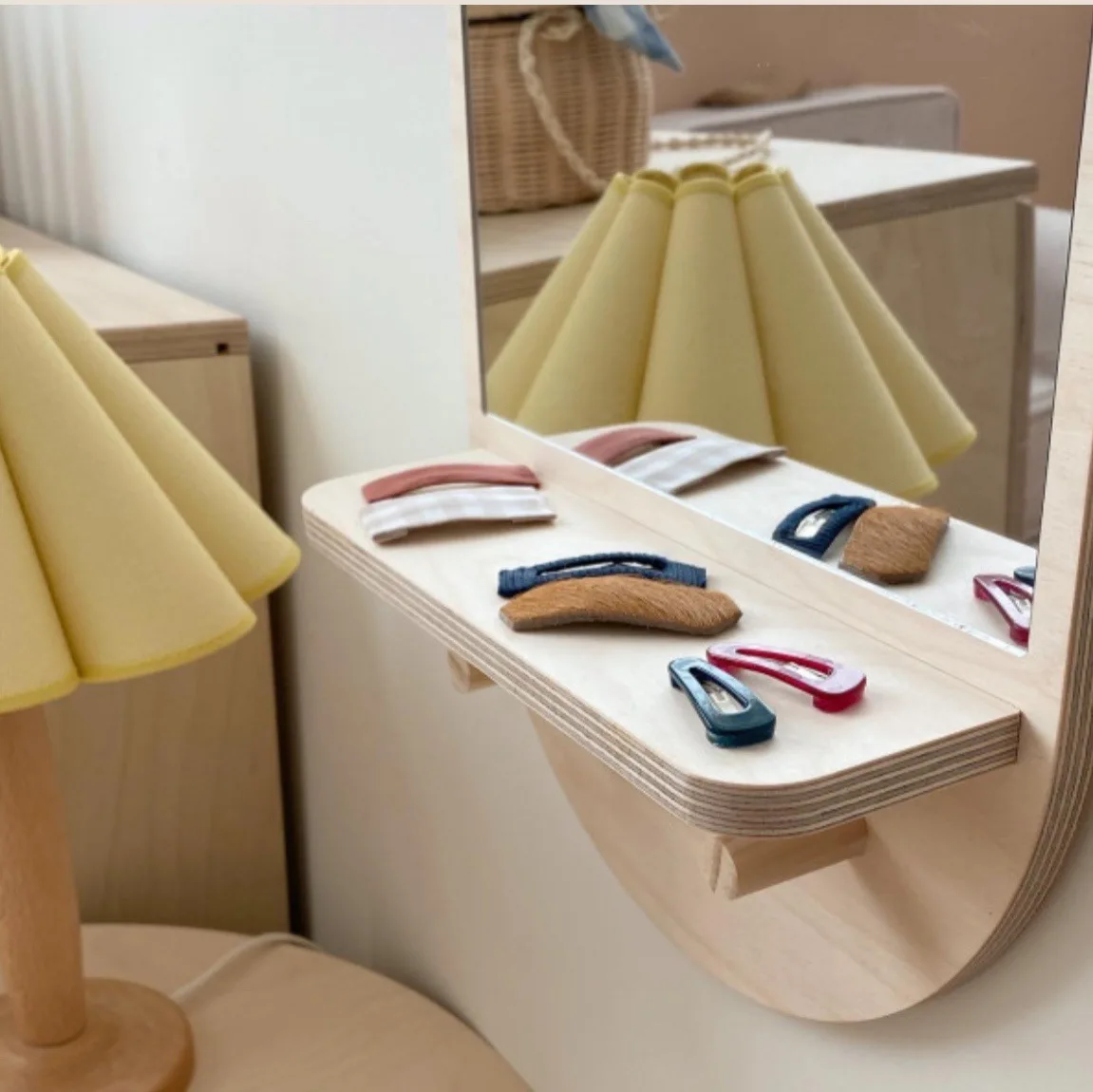Kids Wall Hanging Mirror Ins Style Simple Wooden Mirror Dressing Table Decorative Log Wall Hanging Photo Props