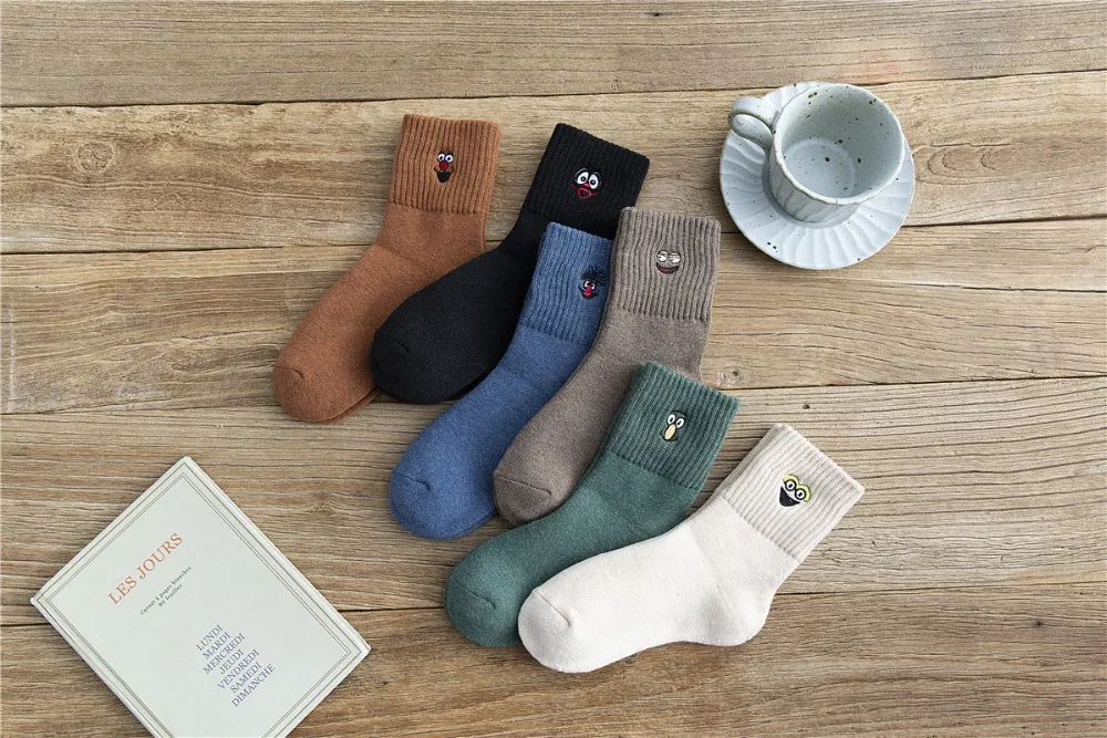 Cute Embroidery Socks Women Thicken Cotton Socks Winter Warm Long Funny Socks Femme Streetwear calcetines medias