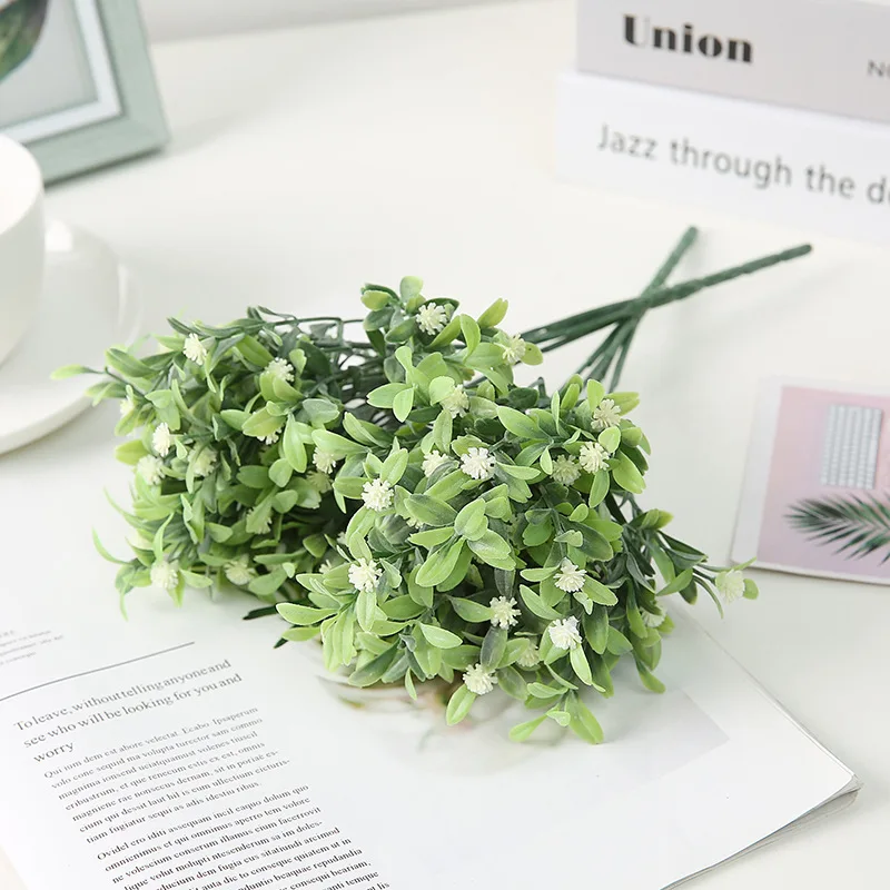 12335617907_1886054192