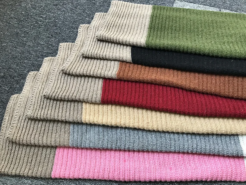 11908355897_1553896200