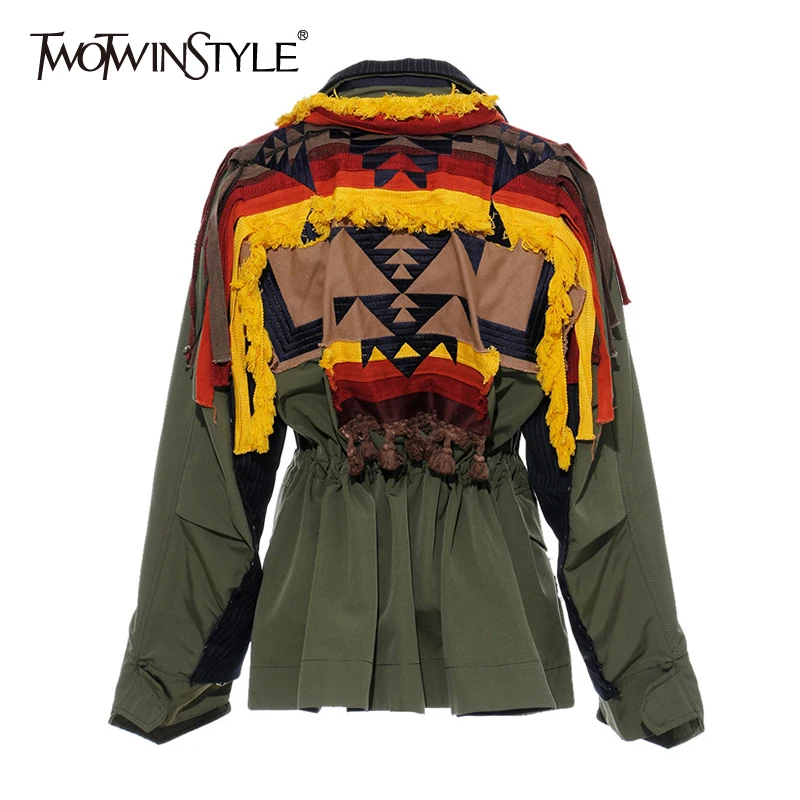 Женская куртка с вышивкой TWOTWINSTYLE осенняя воротником лацканами длинными рукавами