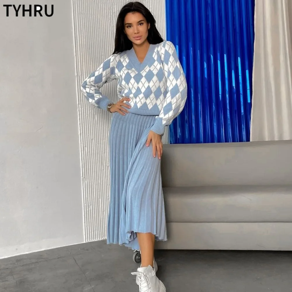 TYHUR Autumn Winter Women's Knitting Costume Suits V-neck Plaid Pullover Sweater + Pleated Skirt Two-Piece Set