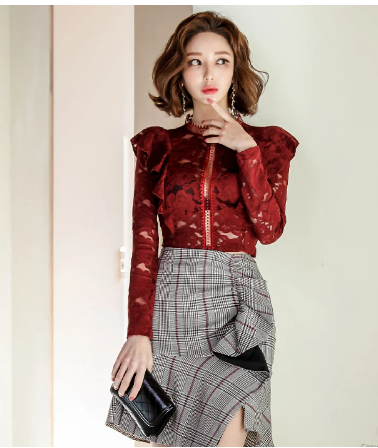 Autumn wine red bud silk coat lightly cooked inside take render checked bag hip skirt unlined upper garment of lotus leaf