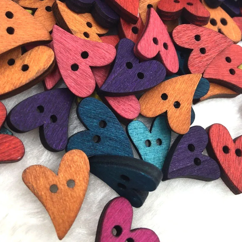 200PCS 2-Hole Heart-Shaped Wooden Buttons Decorative Buttons for Sewing  Scrapbooking Crafts 