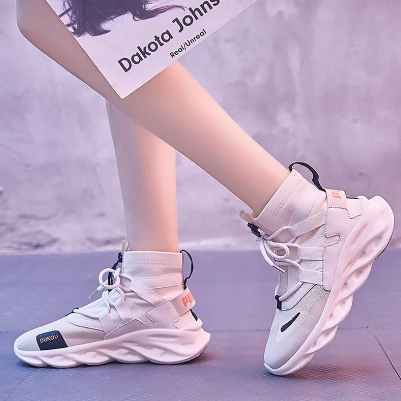 

Autumn new short boots female 2019 casual wild sports tide shoes popular wild zipper boots soft breathable mid heel women shoes