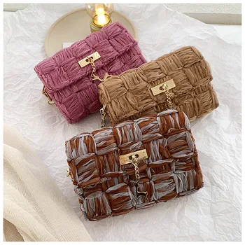 

1/Set DIY Hand Woven Mesh Gauze Women's Bag Ti Tok Popular Handicrafts Christmas Elk Pendant Decoration