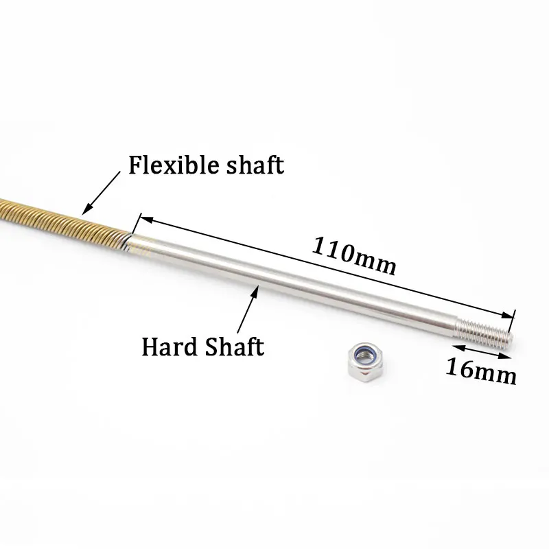 Gros plan sur l'extrémité de l'arbre flexible 6.35mm 1/4" pour bateau RC, montrant le raccord et l'embout.