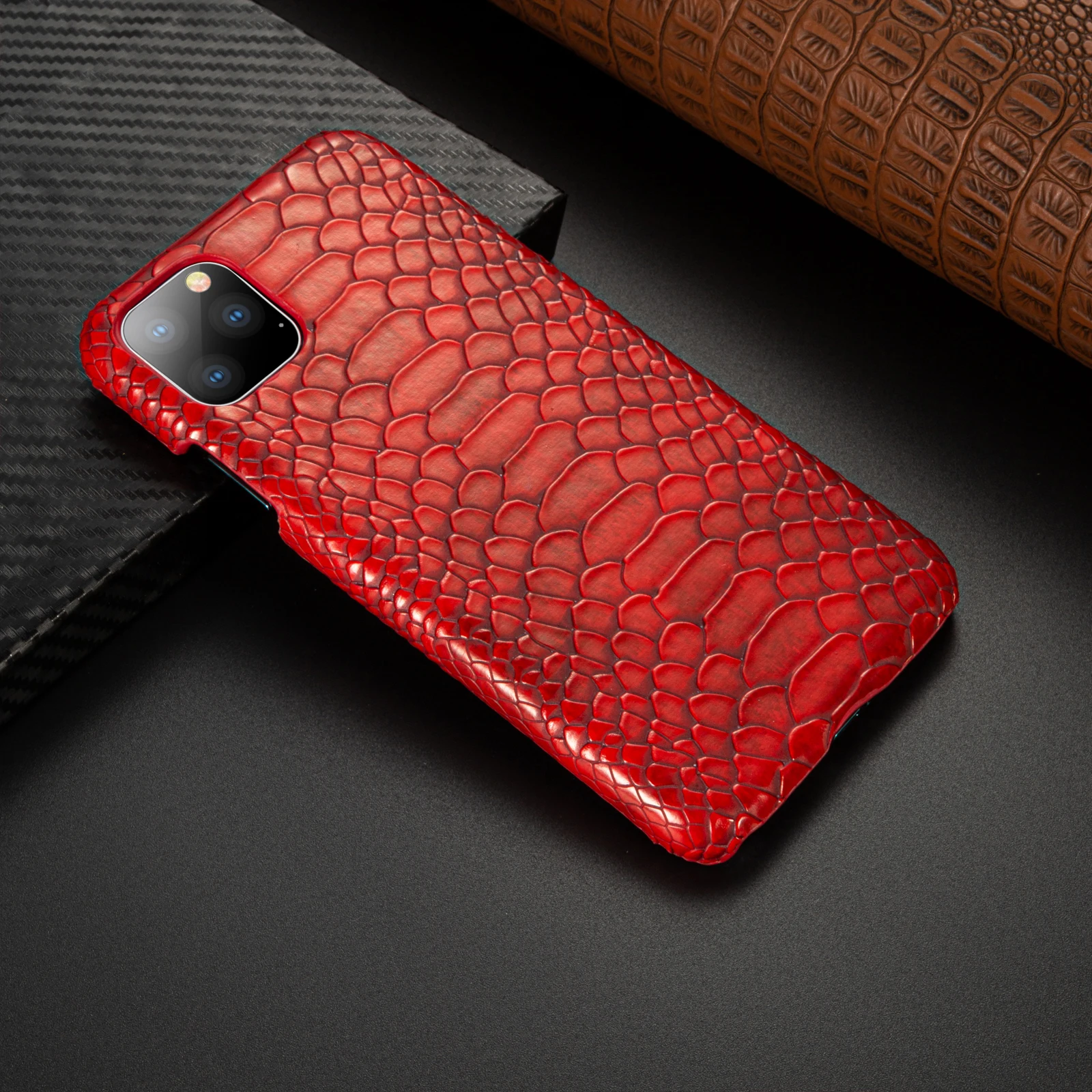 

Luxury Snakeskin grain Retro Leather Phone case Cover for iPhone 11 Pro Max 6 6s 7 8 Plus X XR XS XSMAX business bag