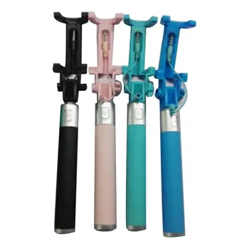 

Extensible Selfie Stick With Bluetooth Controls Built-in & Adjustable Clamp