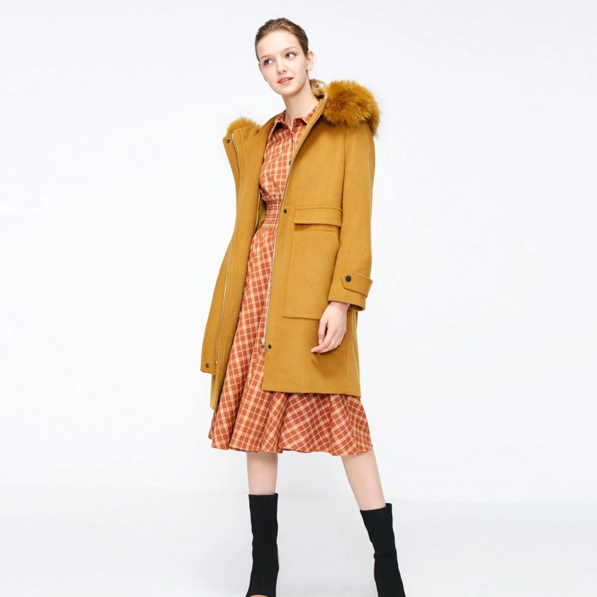 Vero Moda осенне зимнее шерстяное пальто со съемным воротником из меха енота |