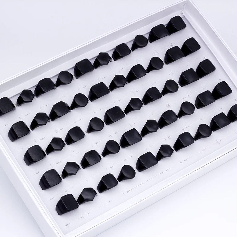 

Men's Fashion 50pcs/lots Black Smooth Geometry Metal Ring For Women Jewelry Size 17mm to 21mm Mix Style
