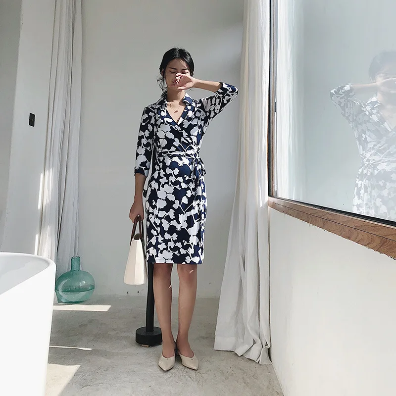 

Summer new blue printed ladies temperament dress lapel 3/4 sleeve high waist slimming wrappred girls skirt