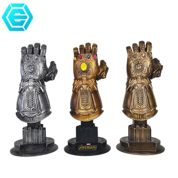

Anime character resin Thanos Infinity gauntlet action figure model decoration
