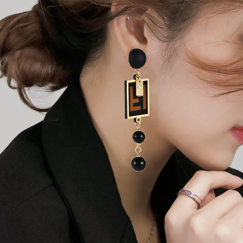 

zq Earrings High-End Long Big Letter Fashion Long Retro Hong Kong Style Geometric Earrings