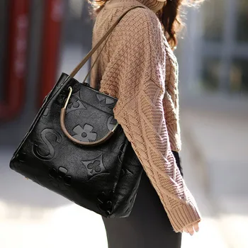 

Flower Pattern Generous Bags for Women 2020 New Messenger Shoulder Bag Large Capacity Bucket Bag Evening Clutch Bags Louis Brand