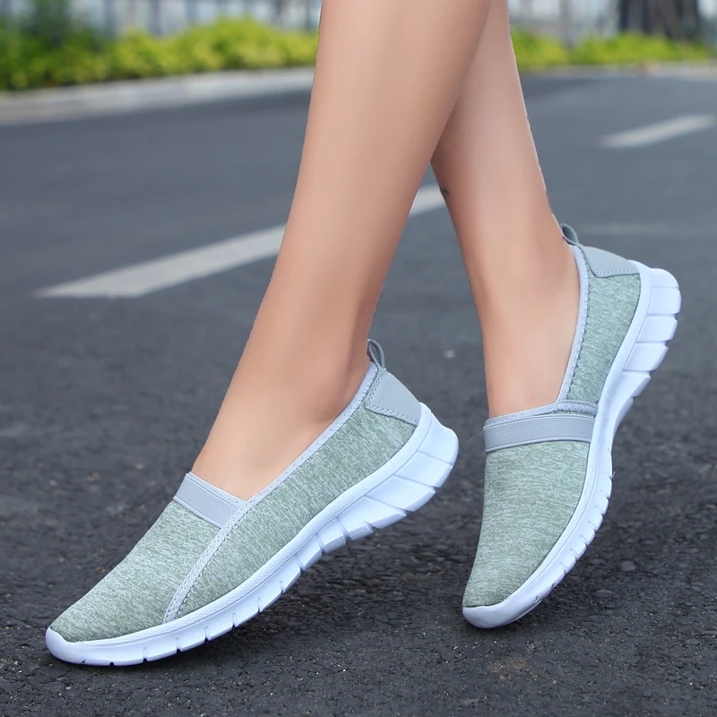 

2020 brand mesh breathable Summer shoes women loafers Slip on Shoes women Casual flats shoes zapatillas shoes sneakers size35-46