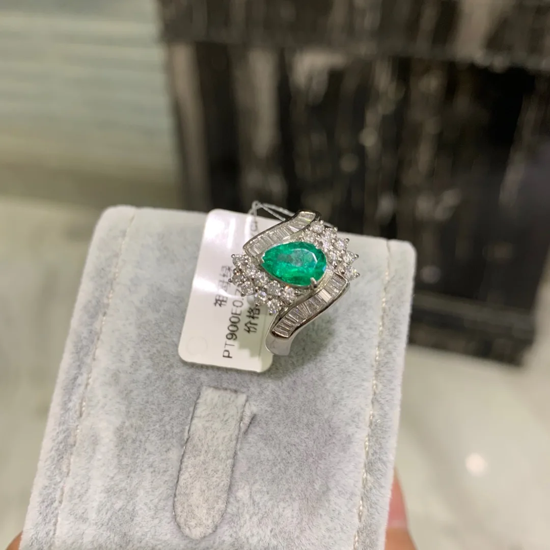 Рисунок 6 - Подлинные роскошные украшения кольцо