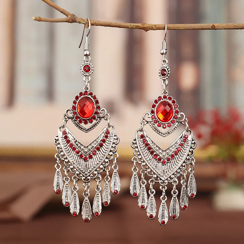 Boucles D'oreilles Pendantes Bohèmes Ethniques Vintage Argentées Et Rouges, Budget Beauté