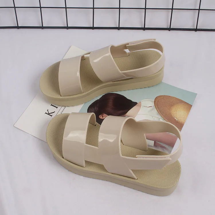 12607040084_1547583497