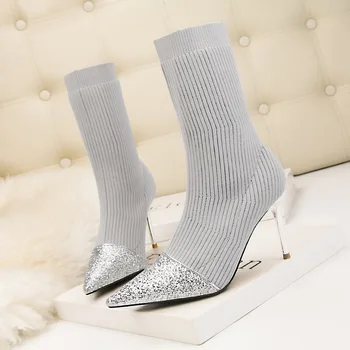 

Socks and boots women's new high-heeled shoes in autumn and winter 2019 boots pointed elastic boots thin heel medium tube