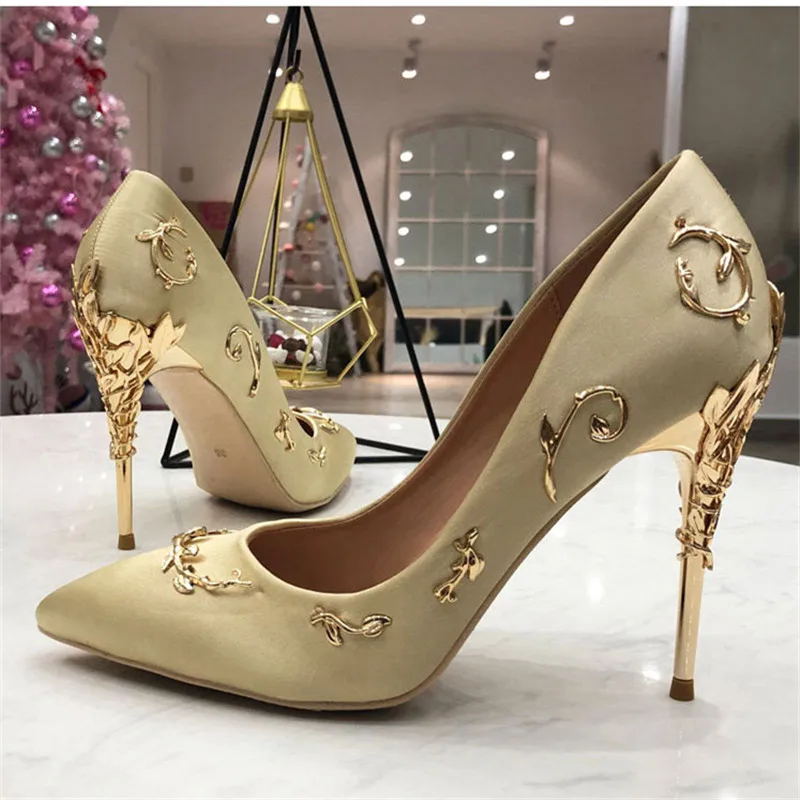 

Luxury Brand Women Pumps Pointed Toe Flower Heel Shoes Women Elegant Satin Metal Decorations High Heels Ladies Pumps