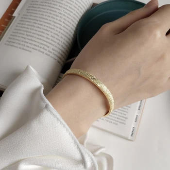 

Real S925 Matte Gold Tone Glitter Design Bangle Bracelet for Women 925 Sterling Silver Open Adjustable Cuff Bangle Jewelry Gift