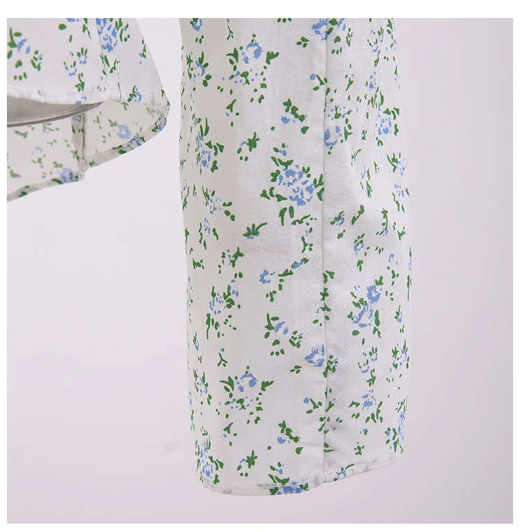 Multifunctional 4K SOS WiFi Flashlight WDR Record