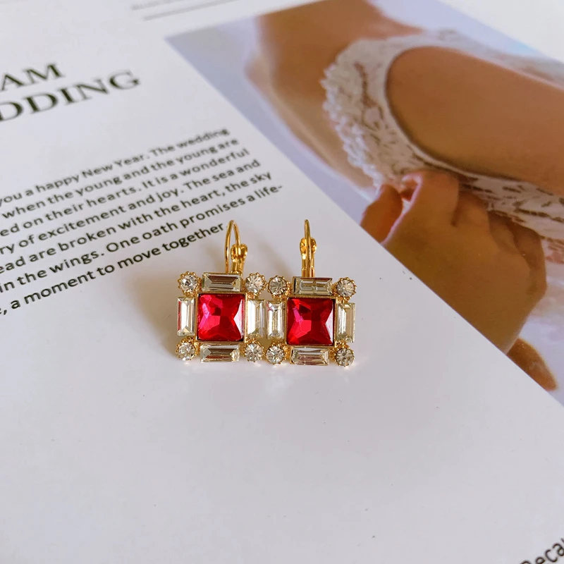 Новинка, Лидер продаж, красные квадратные серьги-кольца с кристаллами, элегантные серьги-капли для женщин в Корейском стиле, серьги с орнаментом