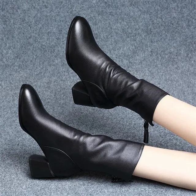 Women's Luxury Chelsea Boot Women Leather Boot Chunky Winter Shoe 4
