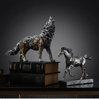 Escultura de arte europeo Retro Lobo abstracto caballo figurita resina de arte y artesanía decoración del hogar Animal de la suerte