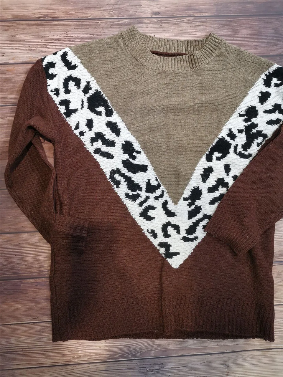 Элегантные женские свитера для уличной носки, подходящие по цвету дизайнерские свитера с v-образным вырезом и длинным рукавом с леопардовым принтом, осенне-зимние повседневные пуловеры, Топ