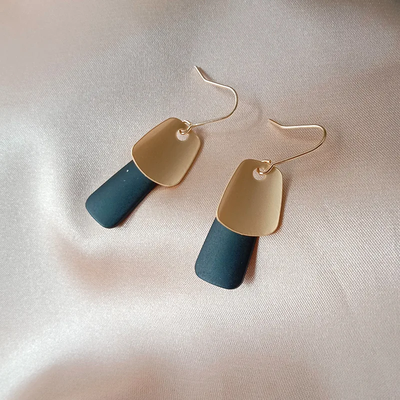 

2020 New Korean Statement Earrings for Women Vintage Metal Geometric Dangle Drop Earings Brincos 2020 Fashion Jewelry