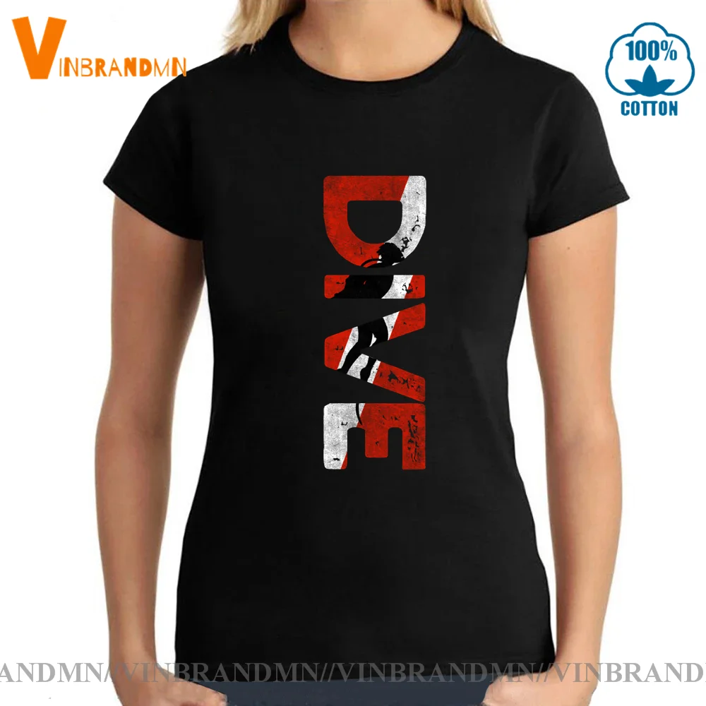 Nuovo Design Vintage Distressed Scuba Diver T Shirt Donna Retro Scuba Diving T-Shirt Scuba Dive Flag T-Shirt Stampata