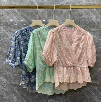 

2020 Spring and Summer New Women's V-neck ci xiu hua he ye bai Decoration Puff Sleeve Wild Top 514