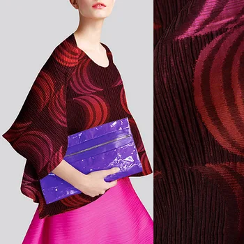 

145CM Wide 260G/M Weight Red Half Moon Jacquard Polyester Acrylic Fabric for Autumn and Spring Dress Coat Jacket E1112