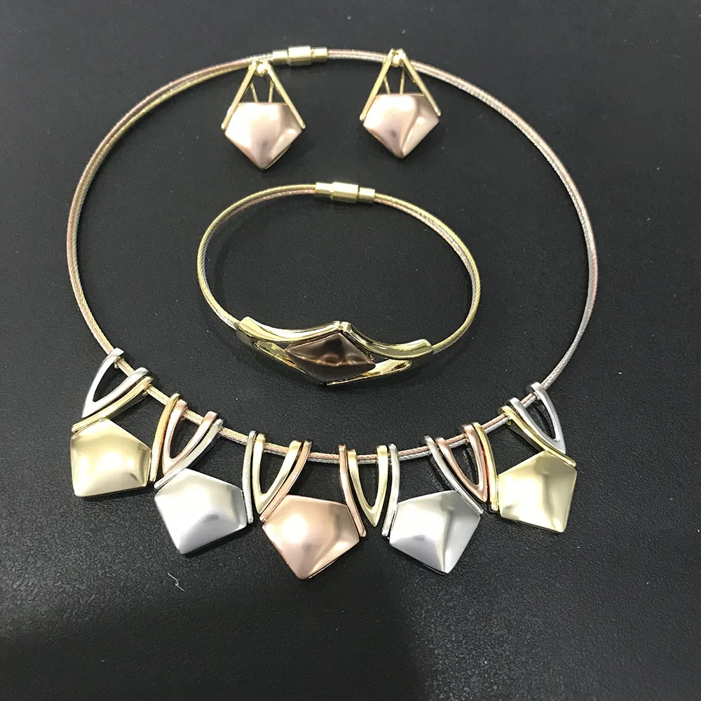 Закрытый магазин распродажа высокое качество Дубай цвета розового золота набор