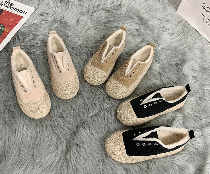 

Peas shoes winter plus velvet women's plush shoes wear a pedal new zapatillas mujer flat bottom Fisherman casual women shoes