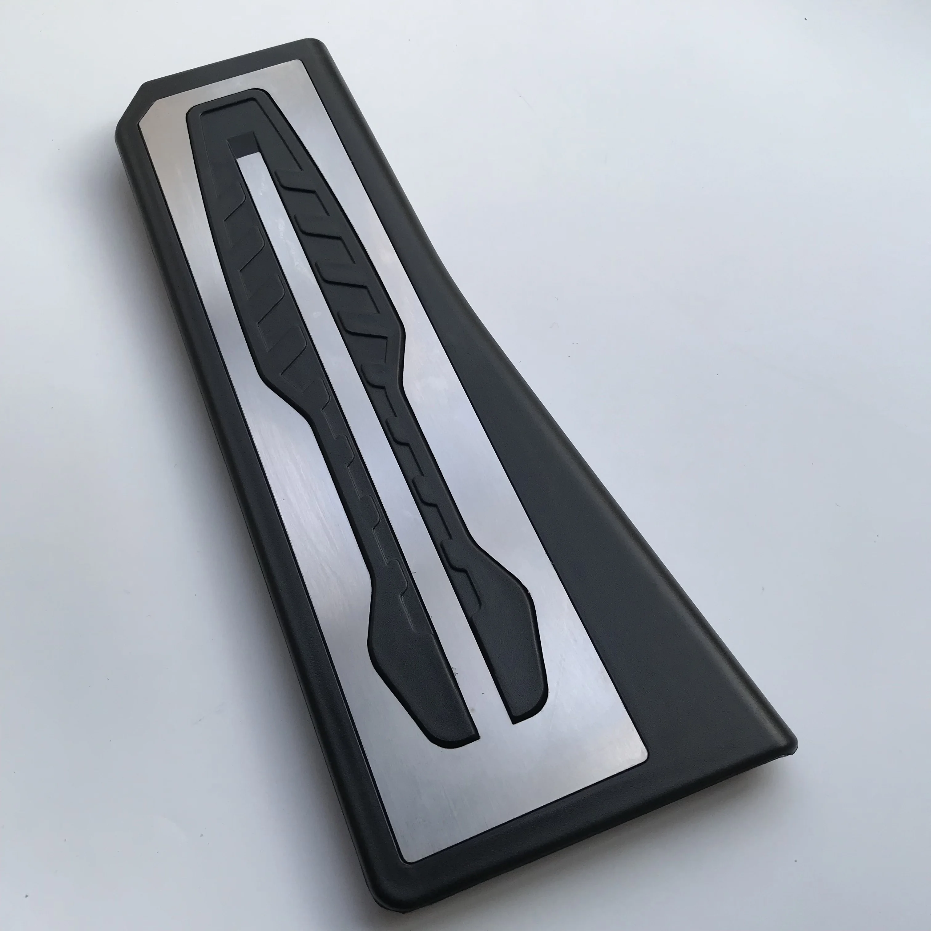 Brake Accelerator Fuel Pedal For BMW 5 6 7 Series X3 X4 Z4 F10 F11 F12 F01 F02 F07 F25 F26 GT AT Footrest Pedal car pedals