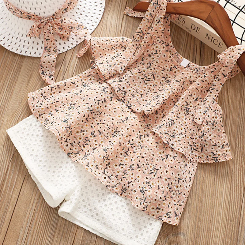 

Girls Sets 2019 Summer New Boutique Children's Clothing Female Baby Chiffon Sling Floral Sleeveless Shirt + Shorts Two-piec+ Hat