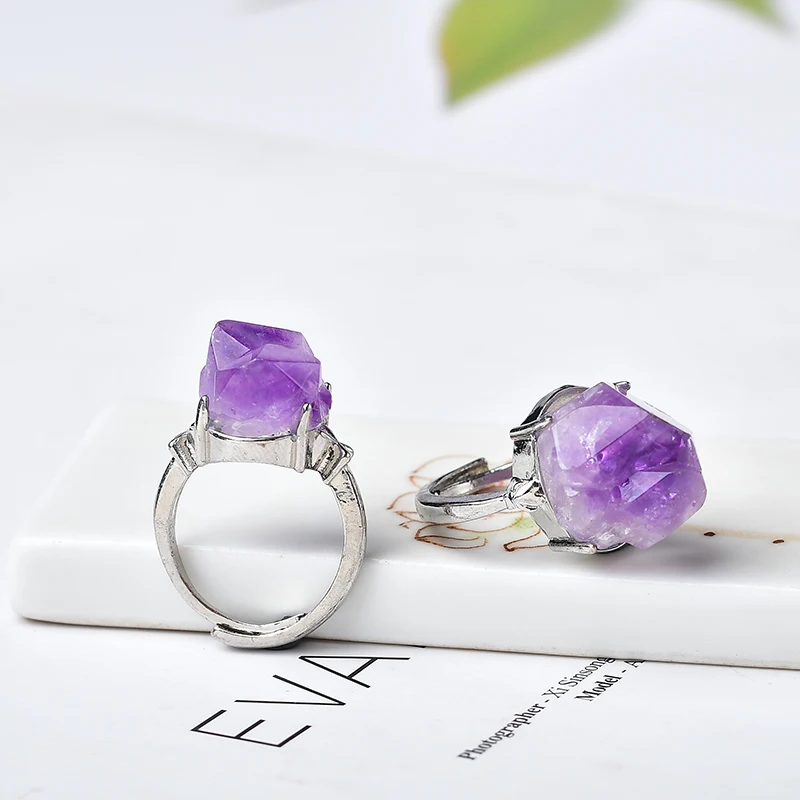 

1Pieces Natural Amethyst Cluster Adjustable Ring Wedding Meditation Ornament Add Glamour Healing Gift Unisexes Decorative Jew