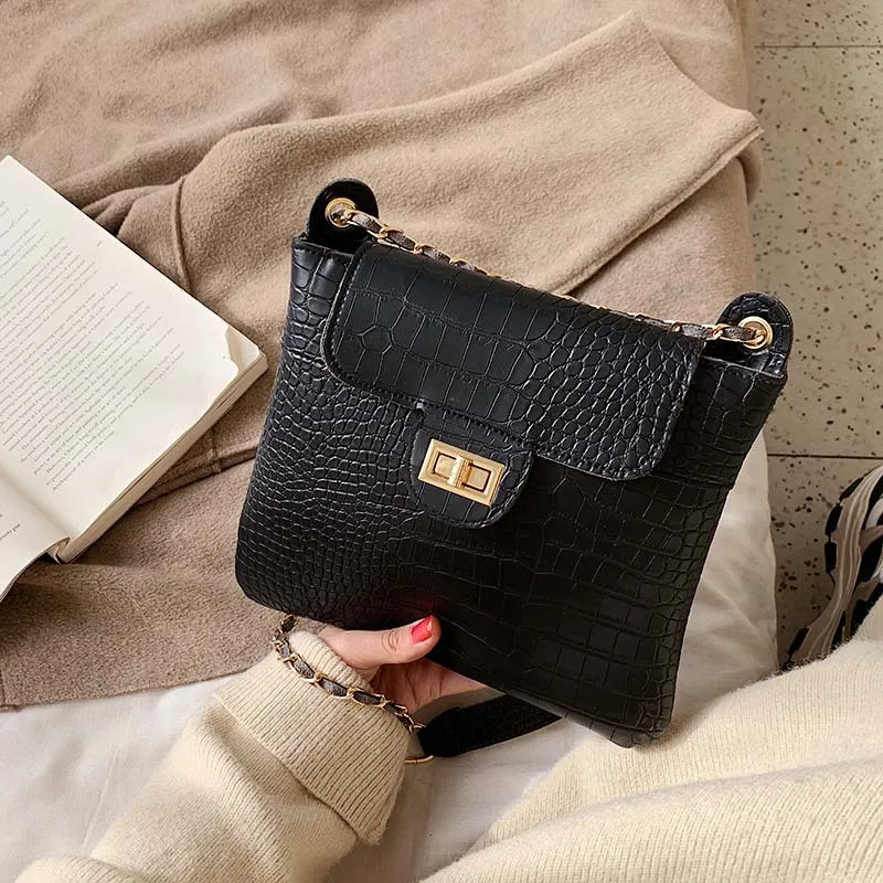 

2019 Winter New Style WOMEN'S Bag Retro Lock Square Sling Bag Crocodile Pattern Solid Color One-Shoulder Envelope Bag