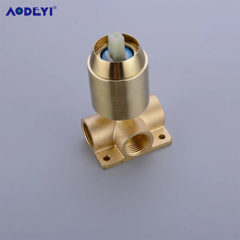 HTB19ywPebsTMeJjy1zcq6xAgXXan