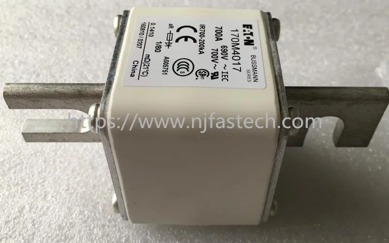 Высоковольтный силовой предохранитель 170M4017 700A 690V BUSSMANN Предохранитель