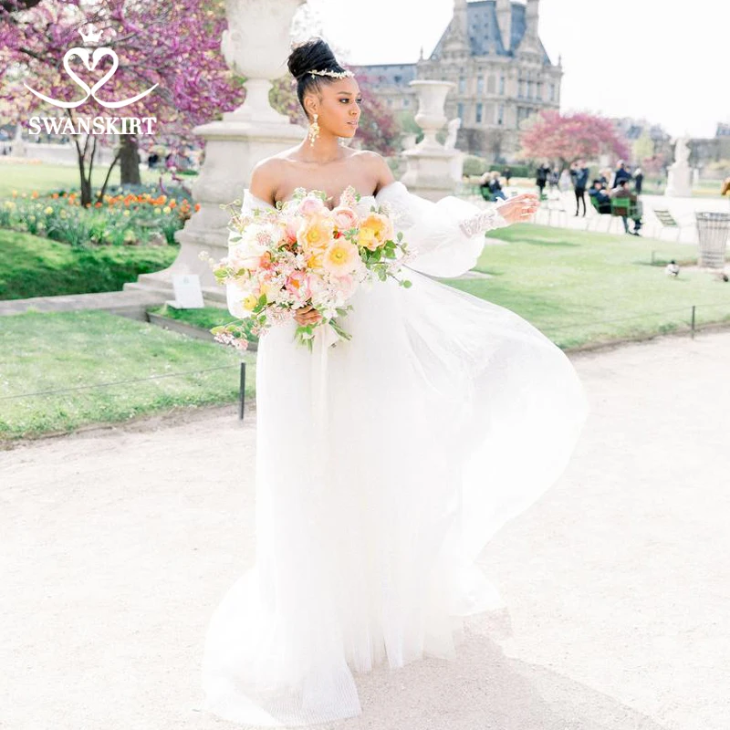 

Boho Tulle Wedding Dress Swanskirt Romantic Lantern Sleeve Backless A-Line Strapless Princess Bride Gown vestido de noiva P112