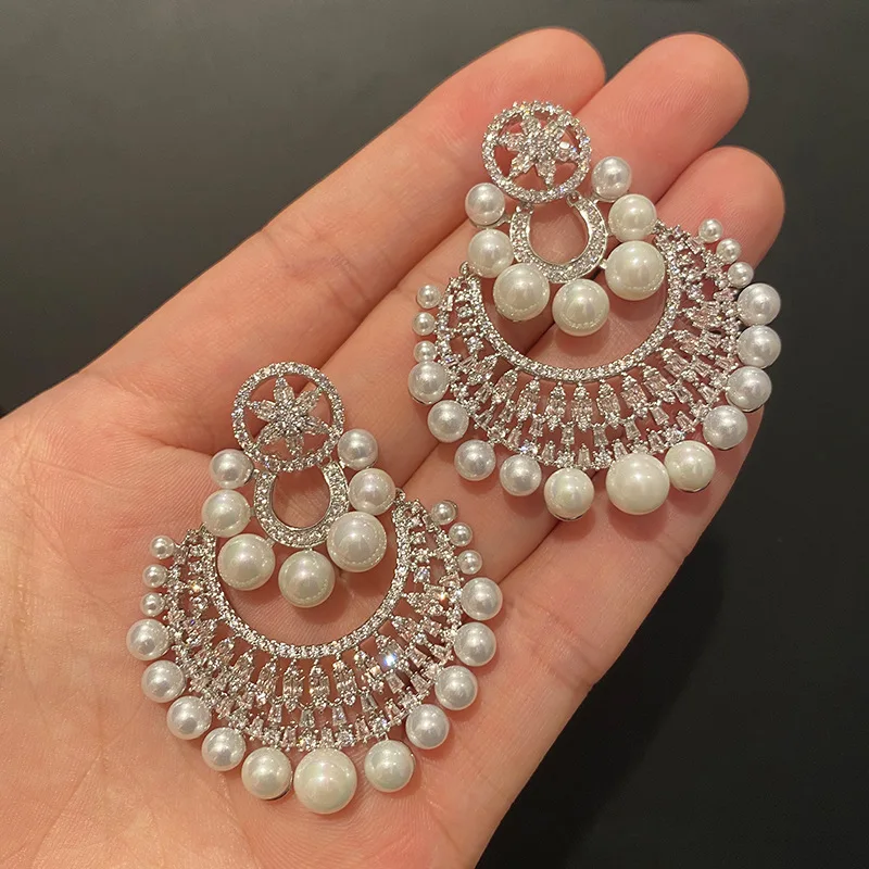 ★関税込★VINTAGE HOLLYWOOD★Big White Berry Pearl Earrings il_300x300.3505207424_pq9u.jpg
