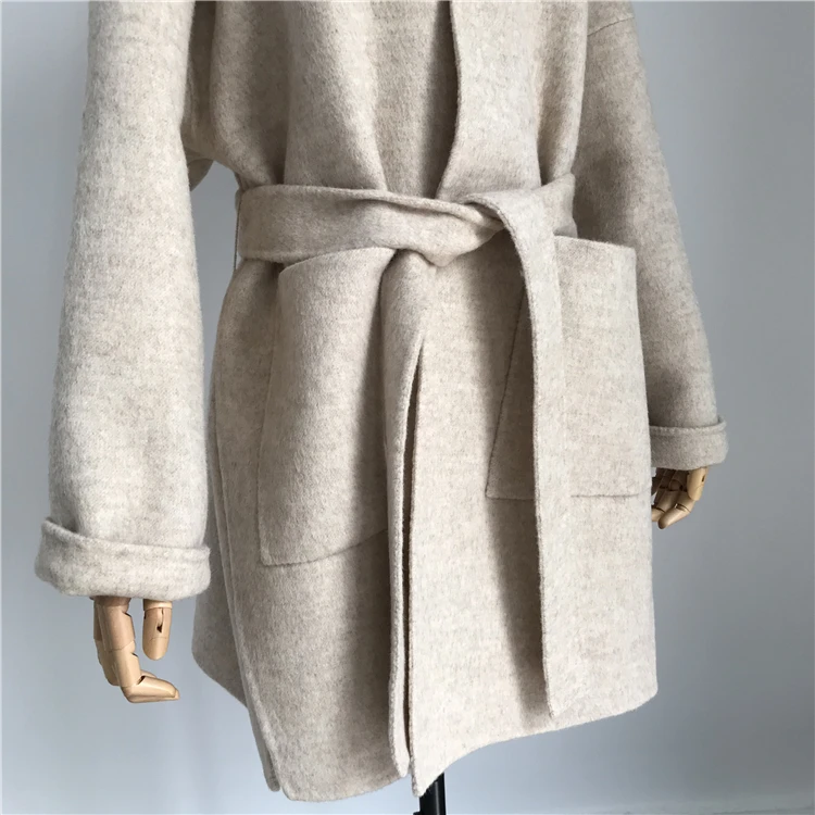 Новейшее элегантное женское зимнее пальто средней длины с большим воротником из лисьего меха и открытой передней частью, пальто из альпаки с поясом, зимняя женская шерстяная куртка