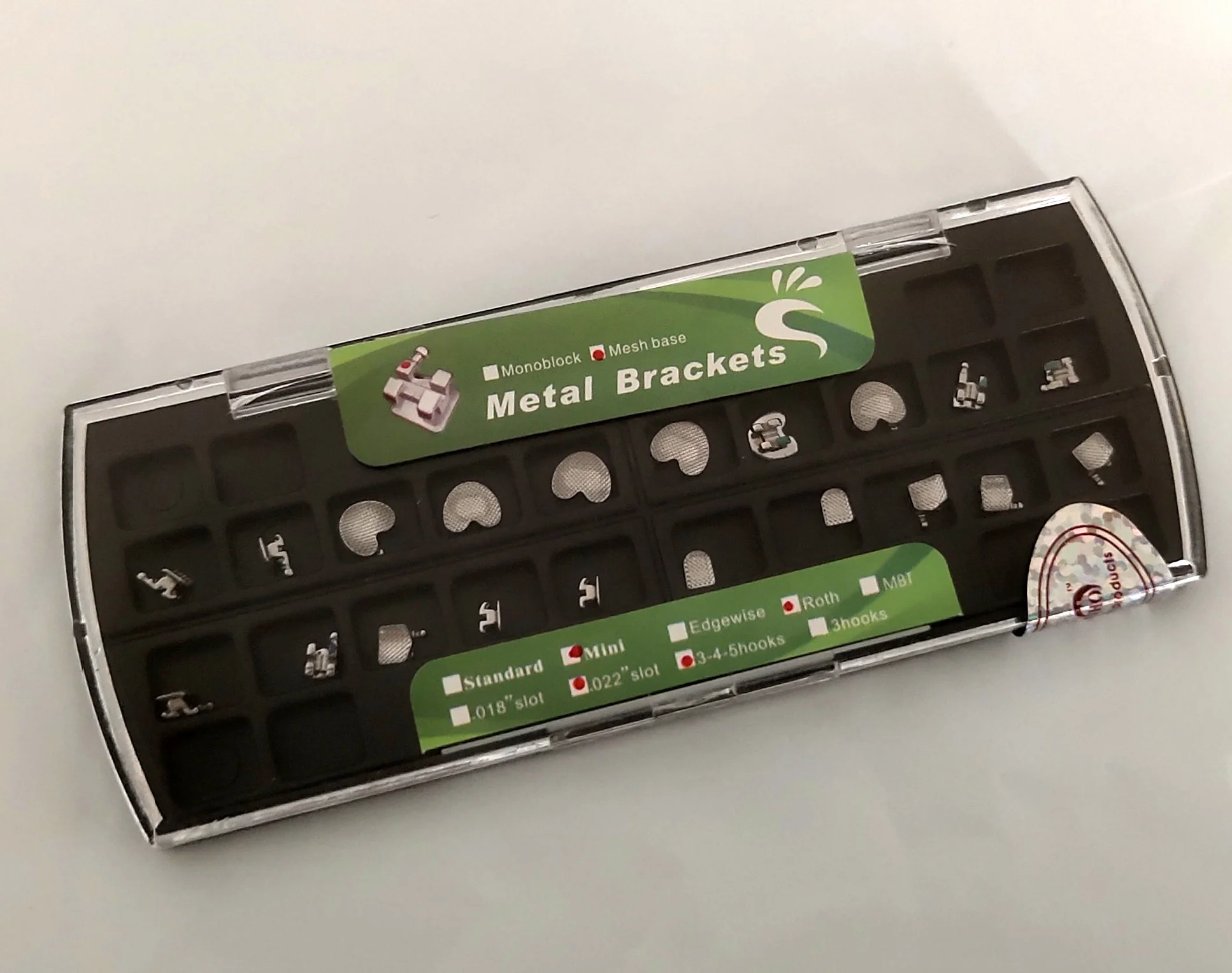 Рисунок 4 - 2 упаковки, металлические ортодонтические