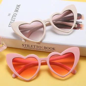 

MADELINY Vintage Cat Eye Sunglasses Women Love Heart Shades Sun Glasses Female Brand Designer Ladies Gift Oculos UV400 MA999