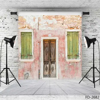 

Vintage Fading Wall Old Wood Door Brick Scenery Portrait Children Photography Background Photographic Backdrops For Photo Studio