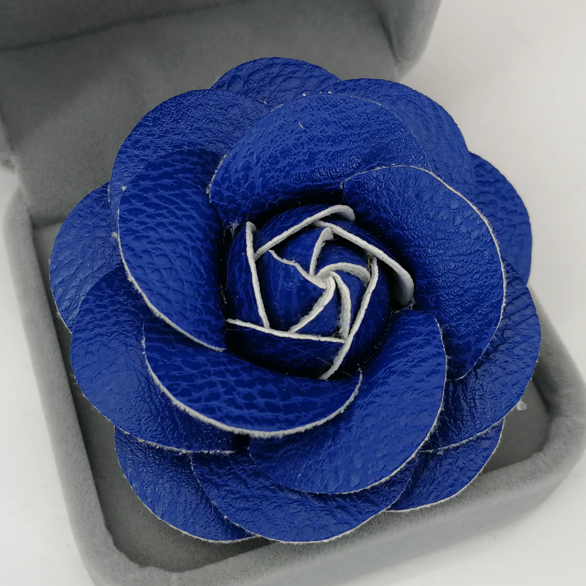 Leather Camellia Brooches For Women Elegant Big Flower Pins Scarf Buckle Fashion Jewelry Coat Accessories flower brooch,pin brooches,clothing brooch